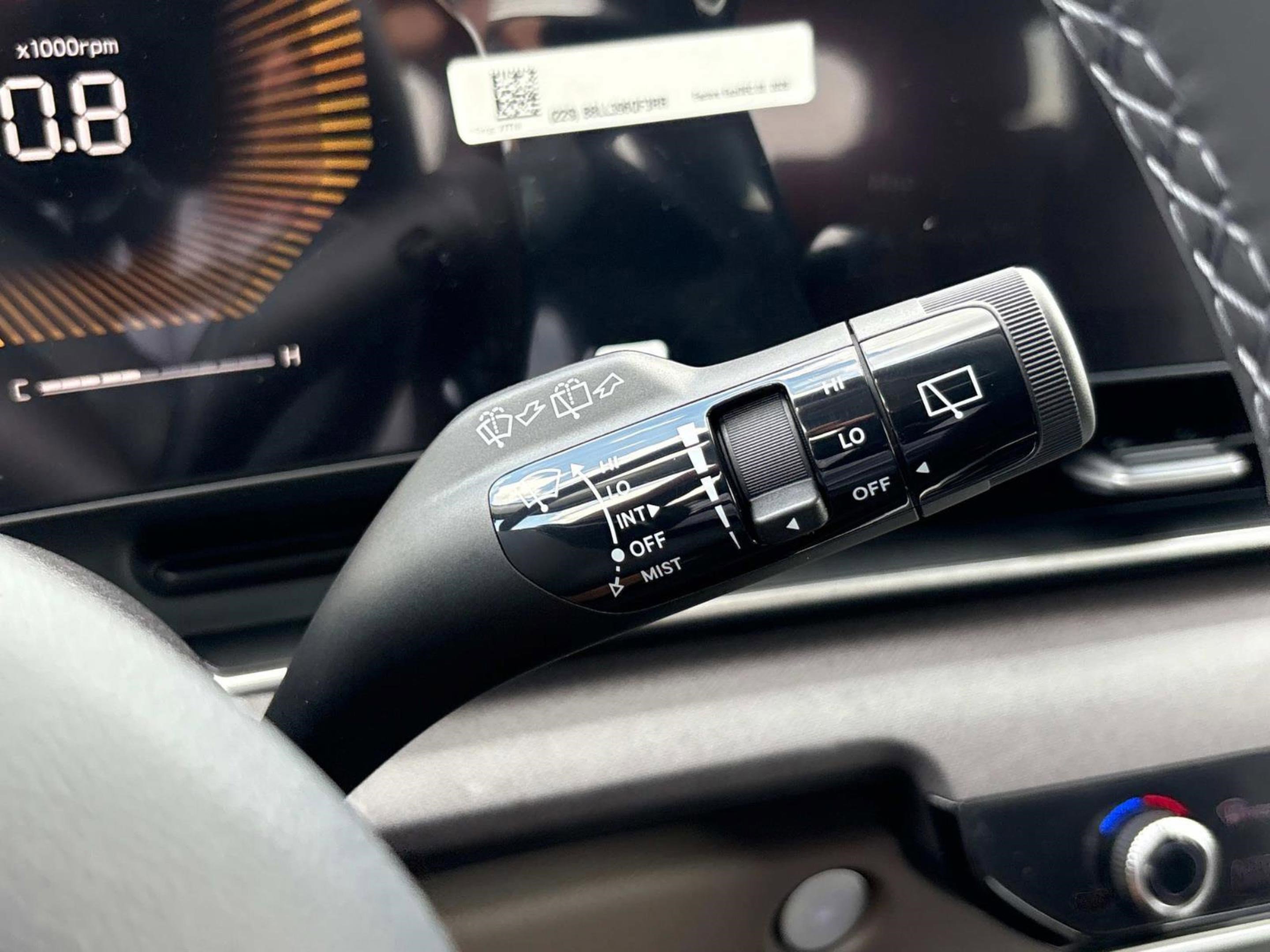 New 2026 Kia Carnival EX image 27