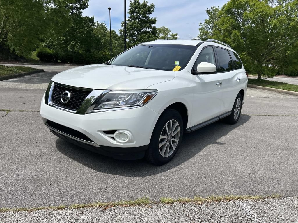 Used 2014 Nissan Pathfinder SV AWD/4WD image 3