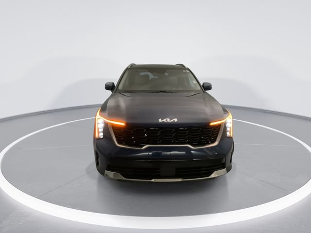 Used 2025 Kia Sorento S FWD image 7