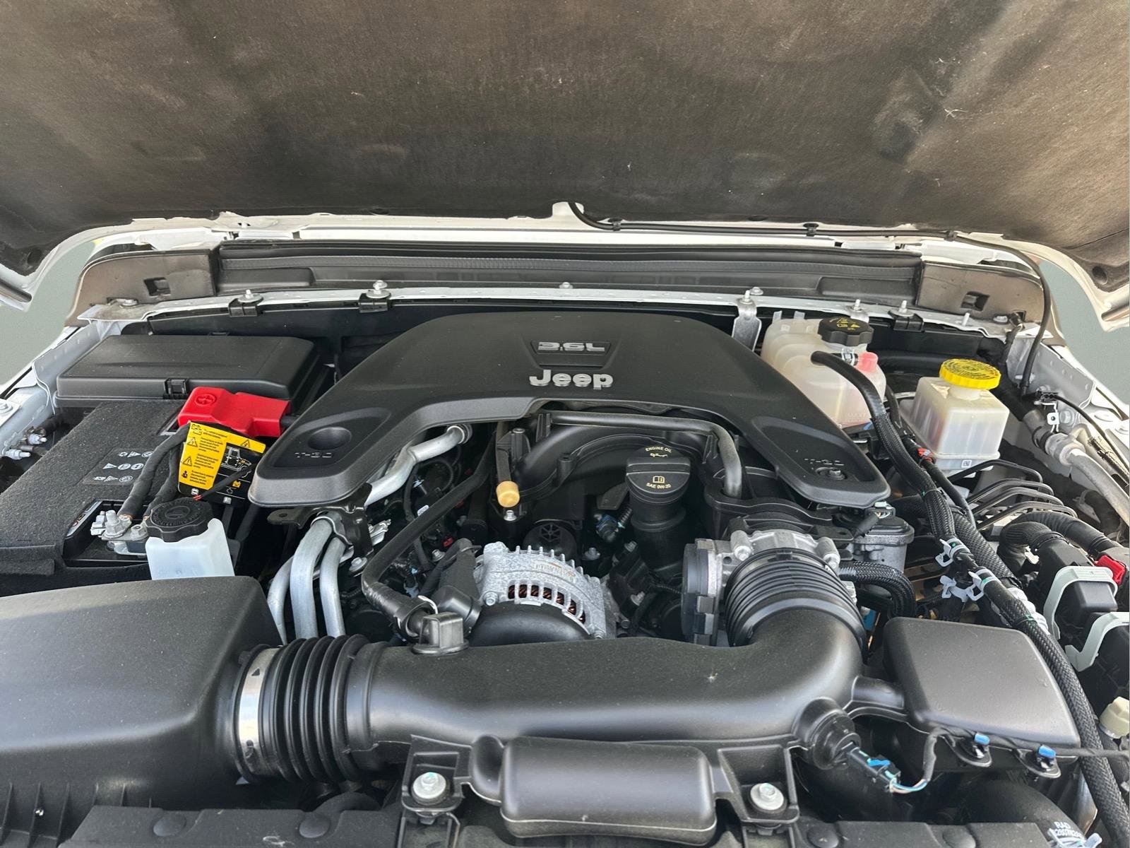 Used 2021 Jeep Gladiator Rubicon AWD/4WD image 33