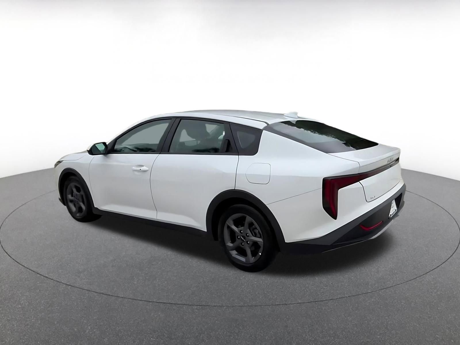 Used 2025 Kia K4 FWD image 10