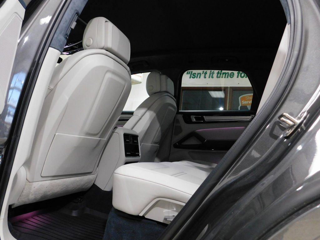 Used 2021 Porsche Cayenne GTS image 74