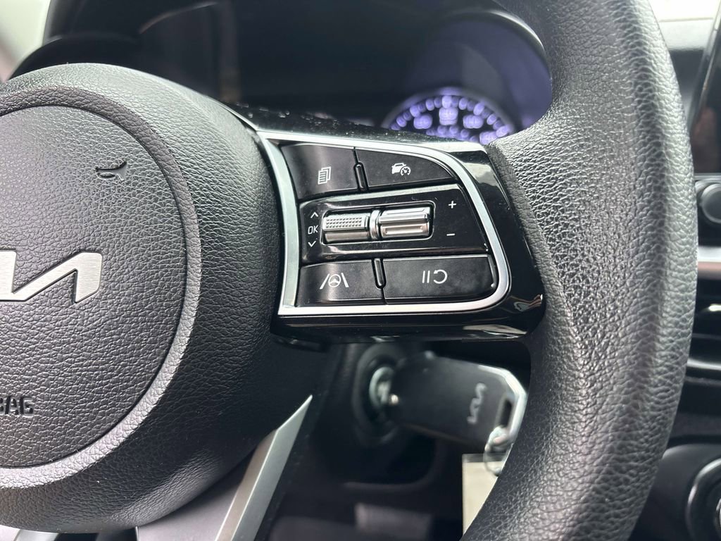 Used 2023 Kia Forte LXS image 20