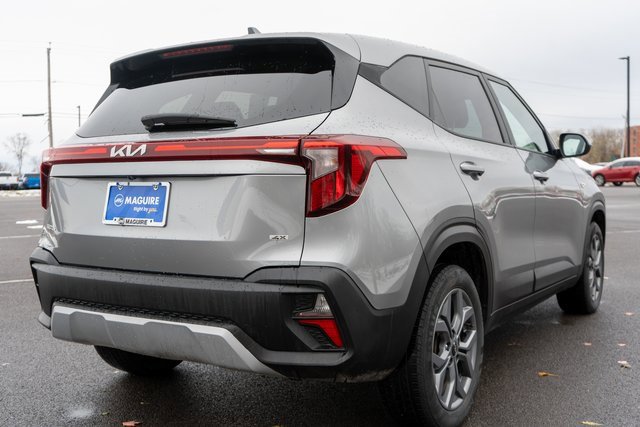 Used 2024 Kia Seltos LX image 6