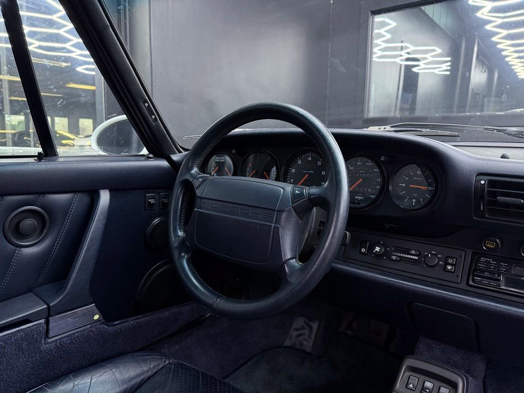 Used 1992 Porsche 911 Carrera image 32