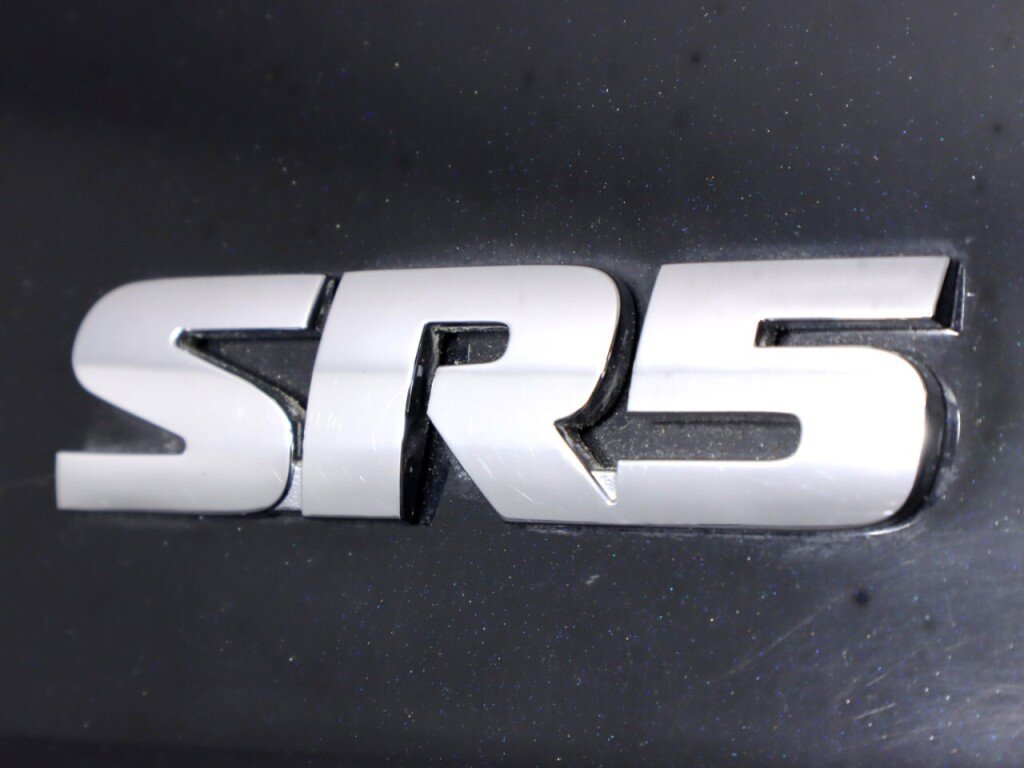 Used 2018 Toyota Tundra SR5 w/ TRD Off Road Package image 42