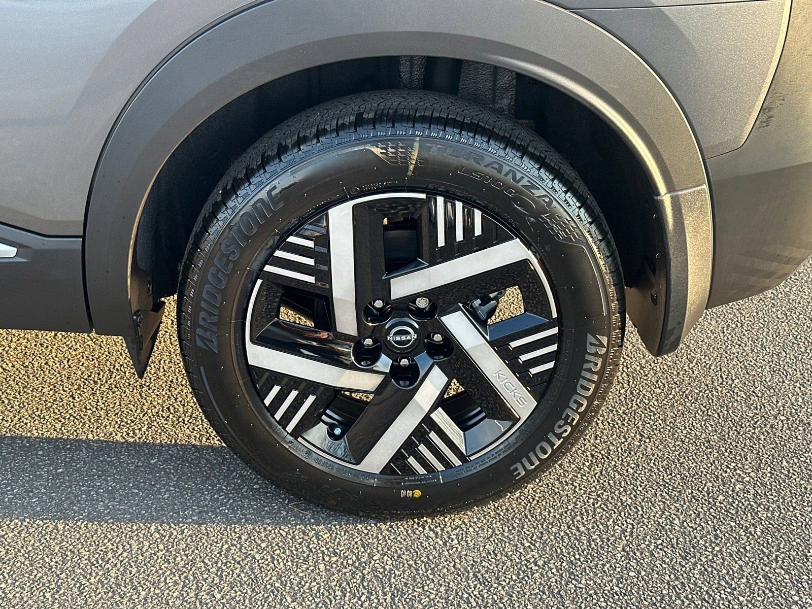 New 2026 Nissan Kicks SV image 19