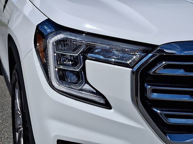 Certified 2023 GMC Terrain SLT image 9