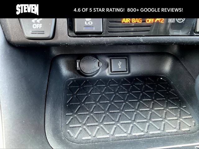 Used 2020 Toyota RAV4 XSE w/ Carpet Mat Package AWD/4WD image 17