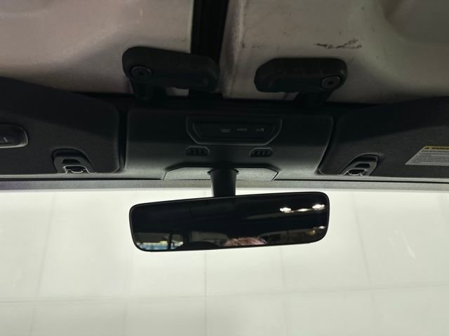 Used 2023 Jeep Wrangler Unlimited w/ Cold Weather Group image 22