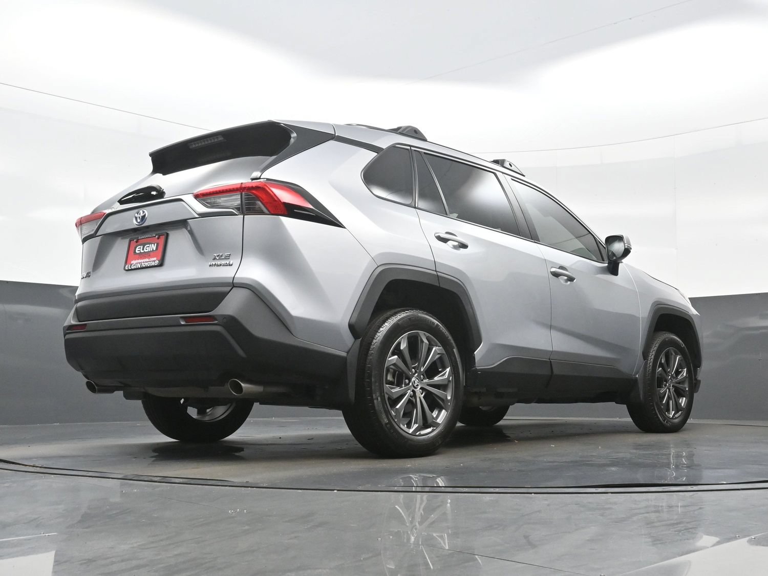 Used 2024 Toyota RAV4 XLE Premium w/ Weather Package AWD/4WD image 34