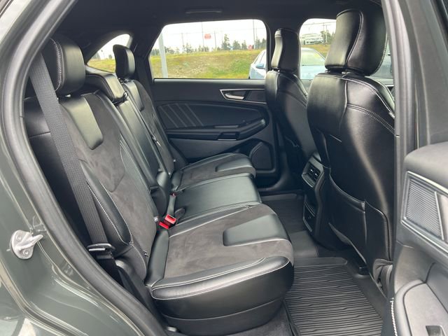 Used 2023 Ford Edge ST w/ Cargo Accessory Package AWD/4WD image 14