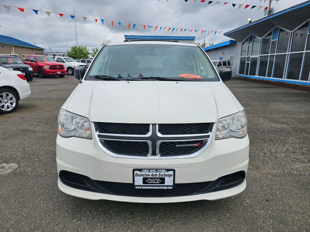 Used 2013 Dodge Grand Caravan SE FWD image 2