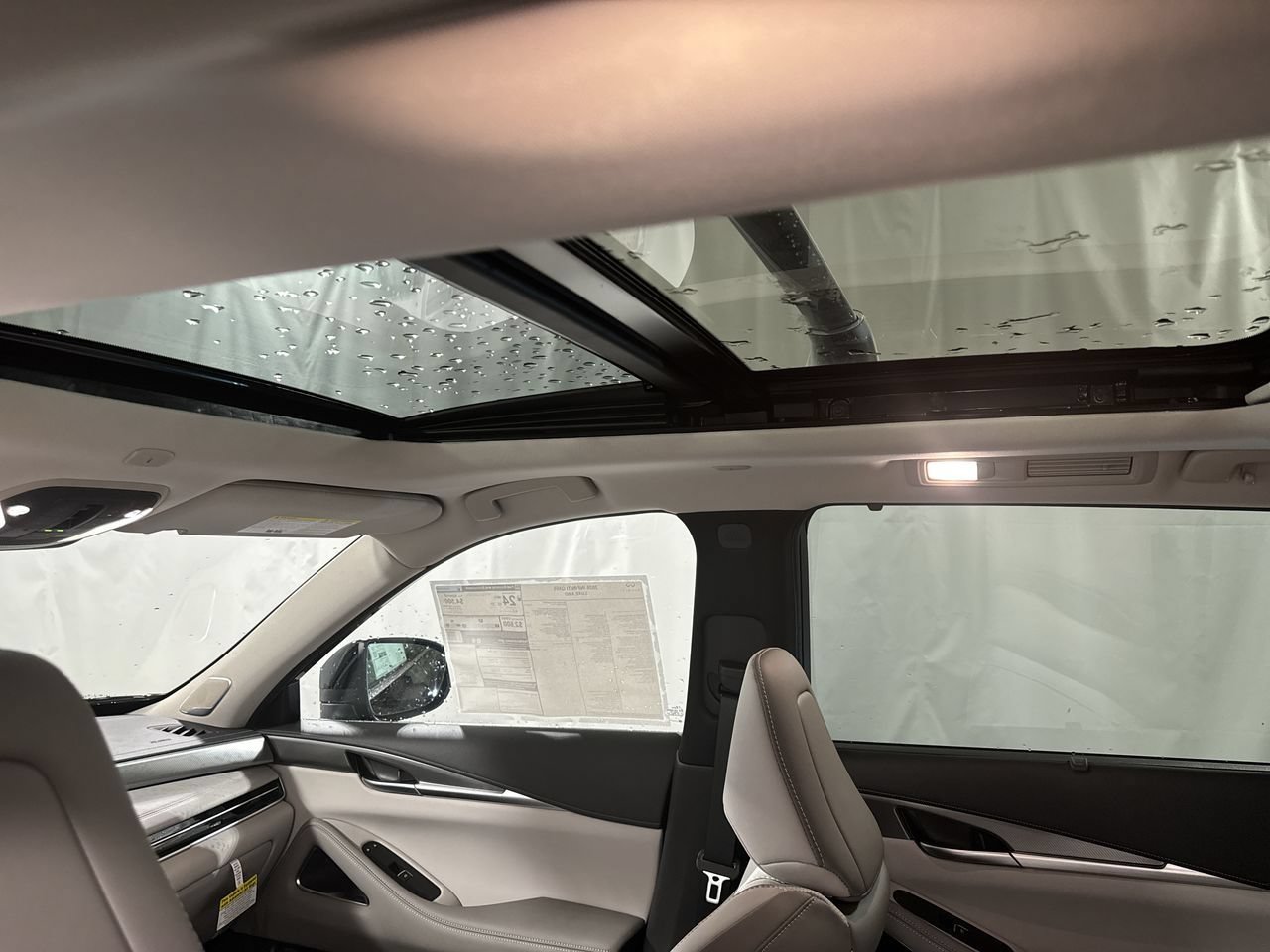 Certified 2026 INFINITI QX60 Luxe w/ Family Package AWD/4WD image 28