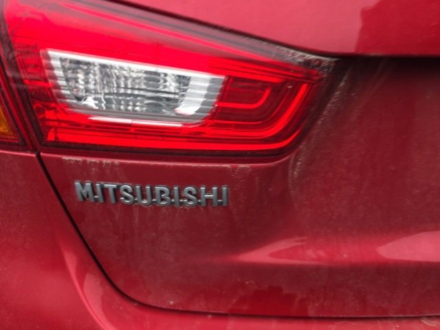 Used 2017 Mitsubishi Outlander Sport ES image 11