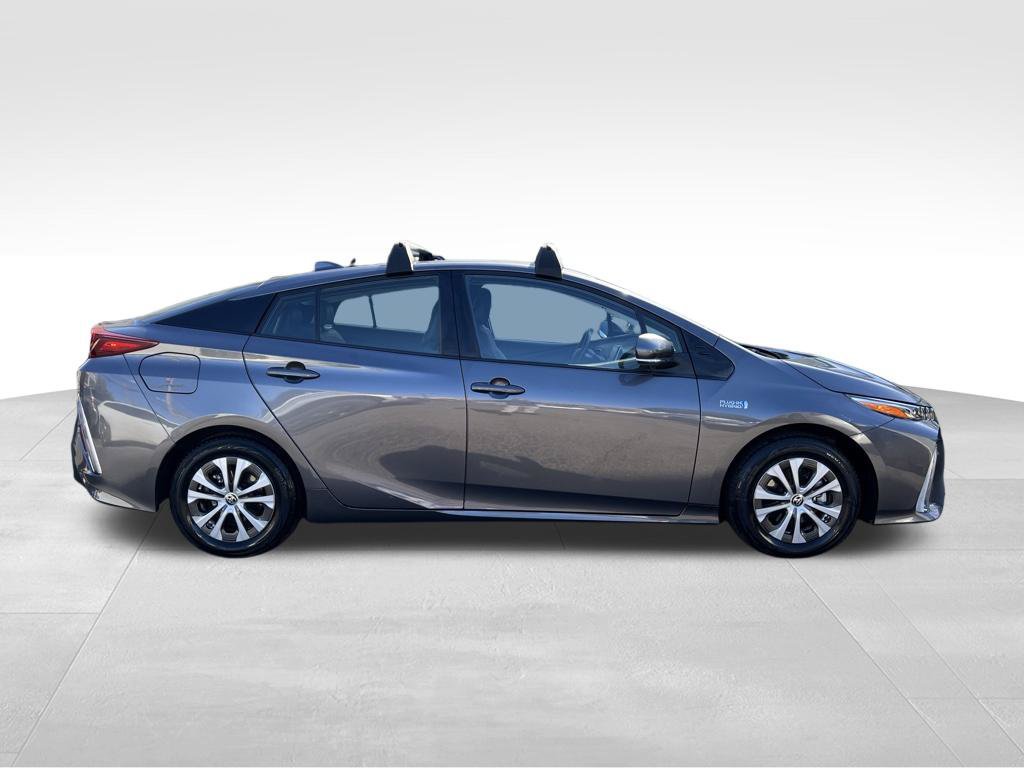 Certified 2022 Toyota Prius Prime XLE FWD image 6