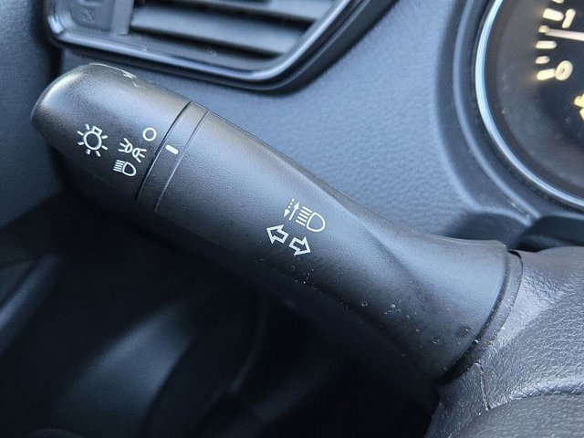 Used 2018 Nissan Rogue S image 25