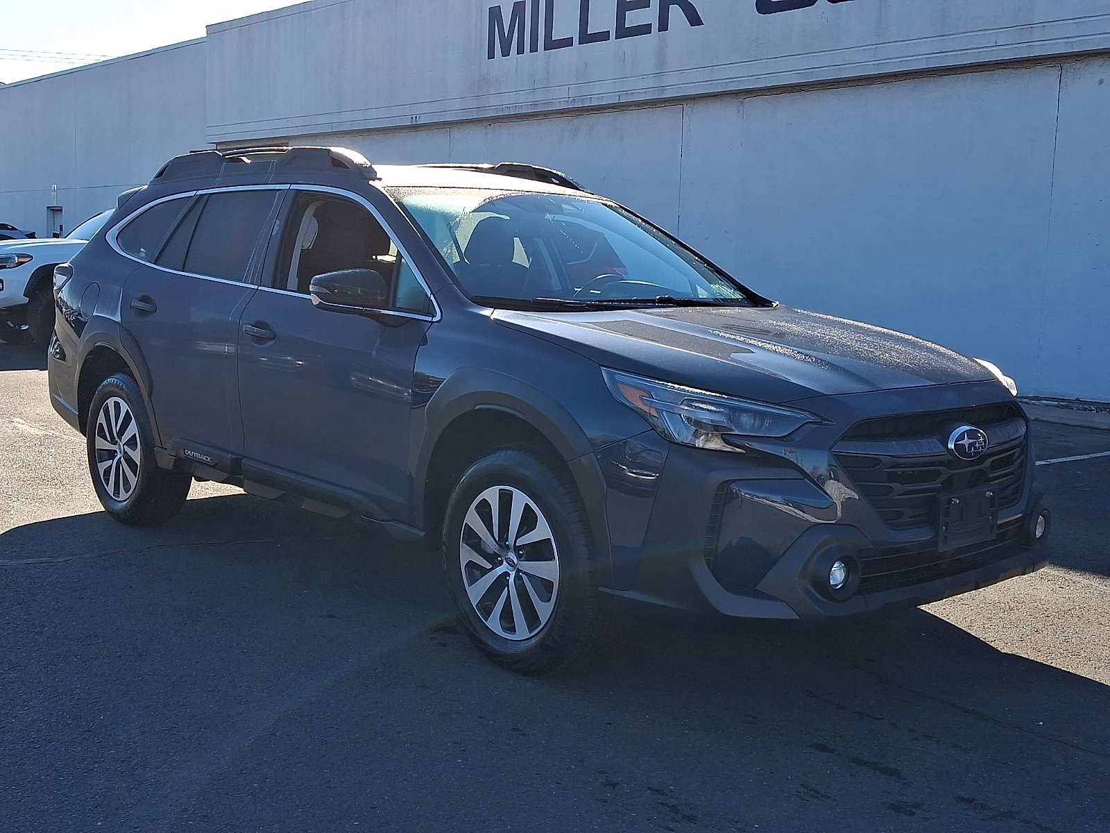 Certified 2025 Subaru Outback Premium w/ Popular Package #1A image 1