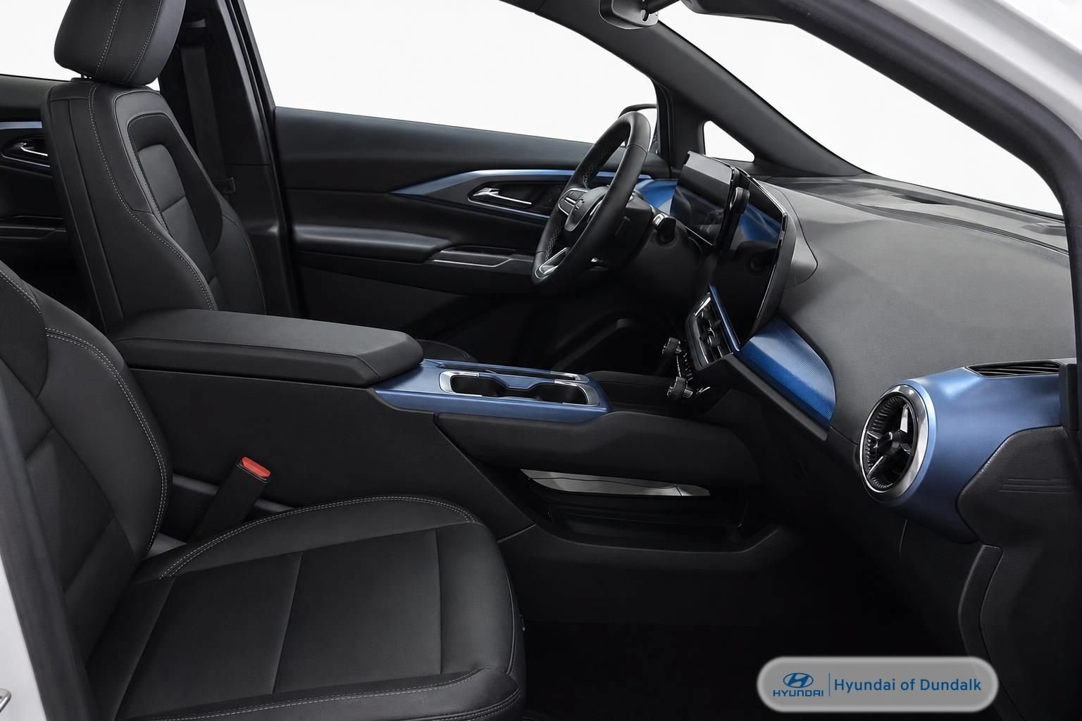 Used 2025 Chevrolet Equinox EV LT w/ Convenience Package FWD image 11