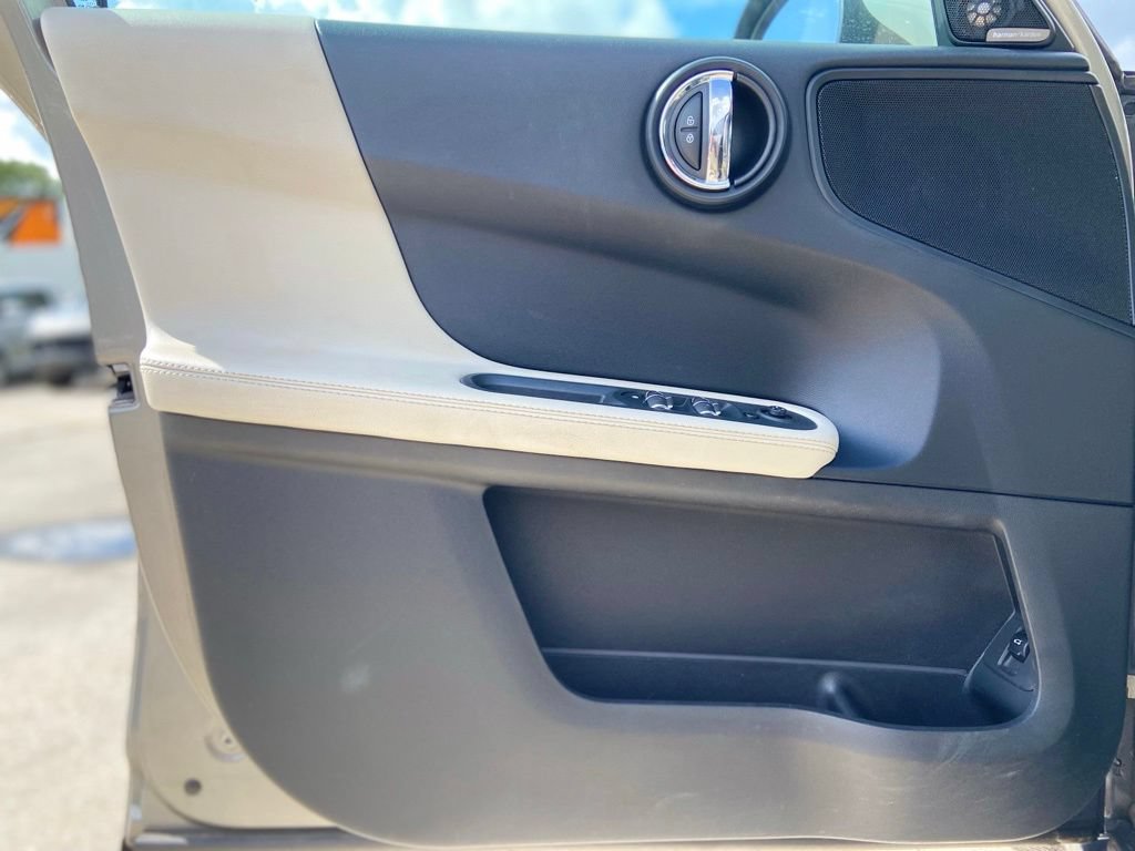 Used 2018 MINI Cooper Countryman FWD image 13