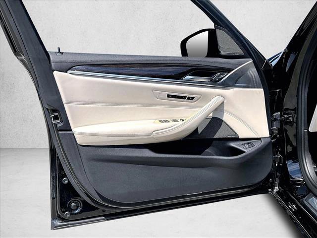 Used 2018 BMW 540i image 18