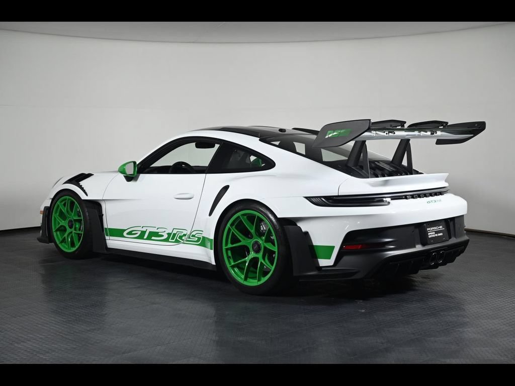 Used 2023 Porsche 911 GT3 RS RWD image 3