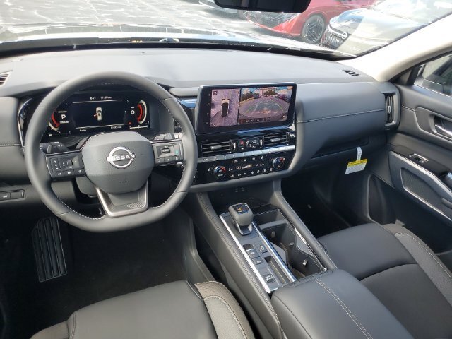 New 2026 Nissan Pathfinder SL FWD image 9