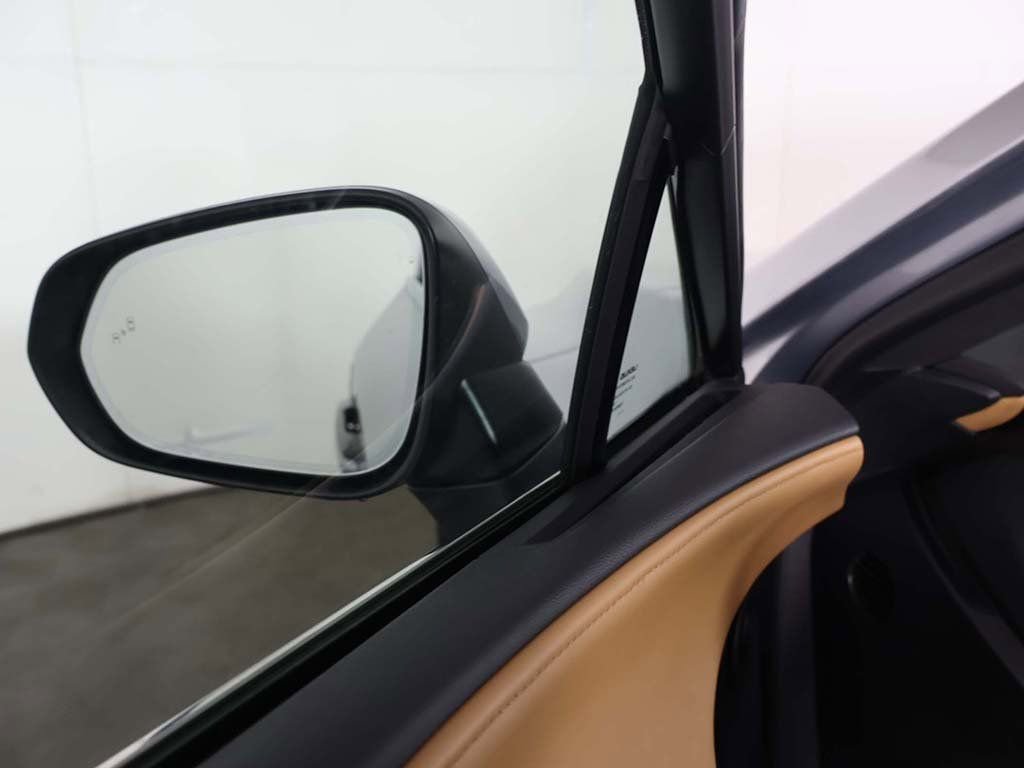 Used 2024 Lexus RX 350 w/ Convenience Package image 38