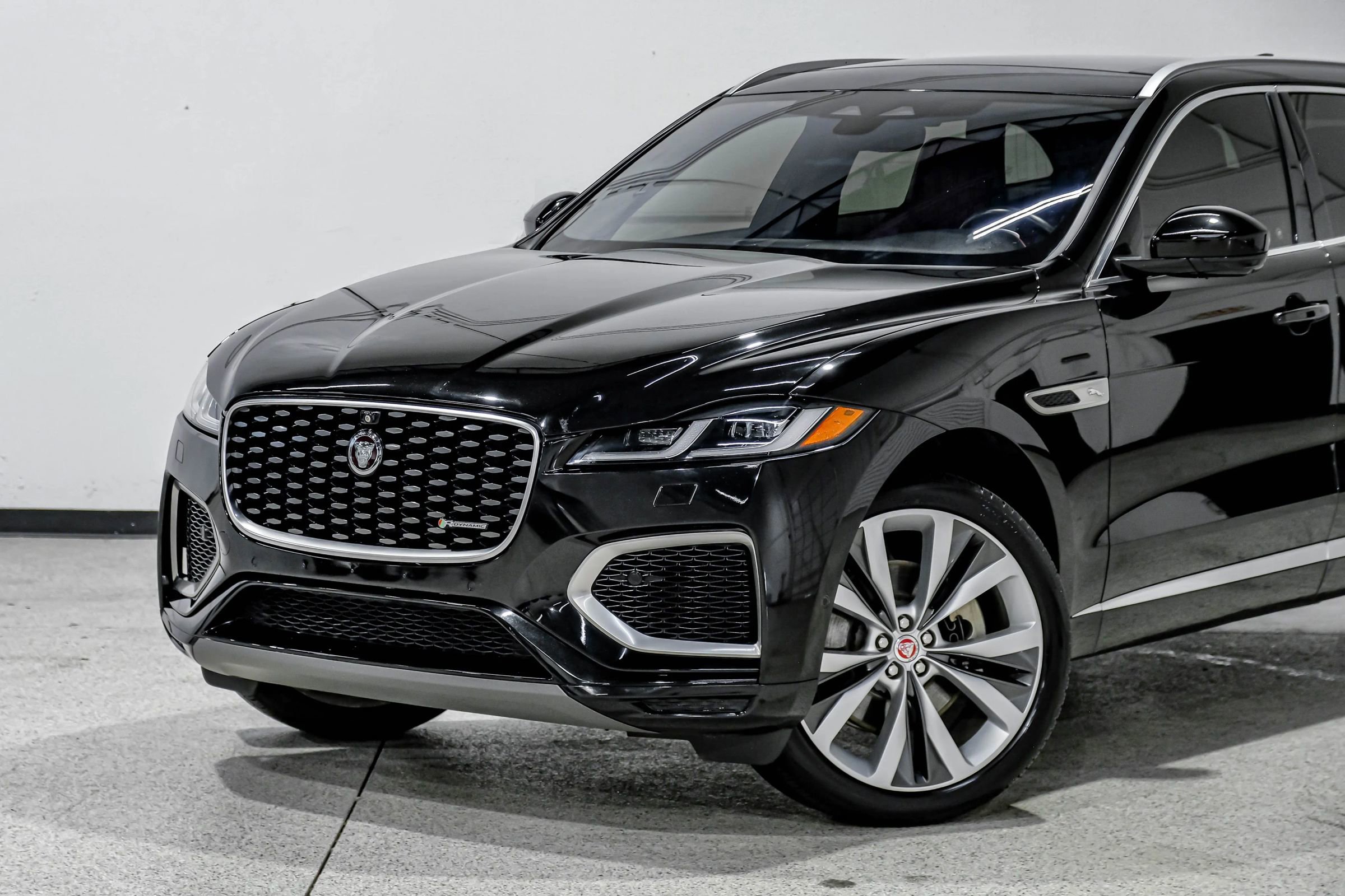 Used 2021 Jaguar F-PACE R-Dynamic S AWD/4WD image 10