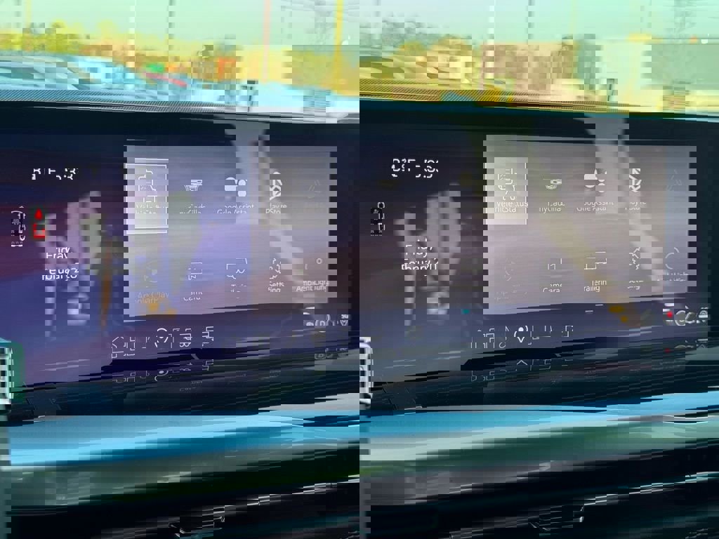 New 2026 Cadillac Escalade ESV Sport w/ LPO, ONYX Package image 31