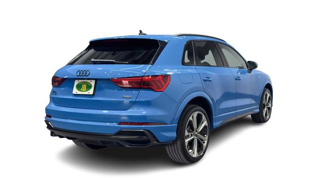 Used 2021 Audi Q3 2.0T Premium w/ Convenience Package AWD/4WD image 2