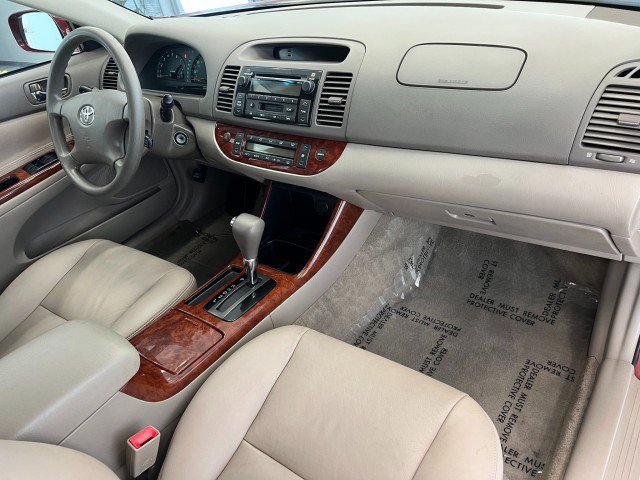 Used 2002 Toyota Camry XLE FWD image 15