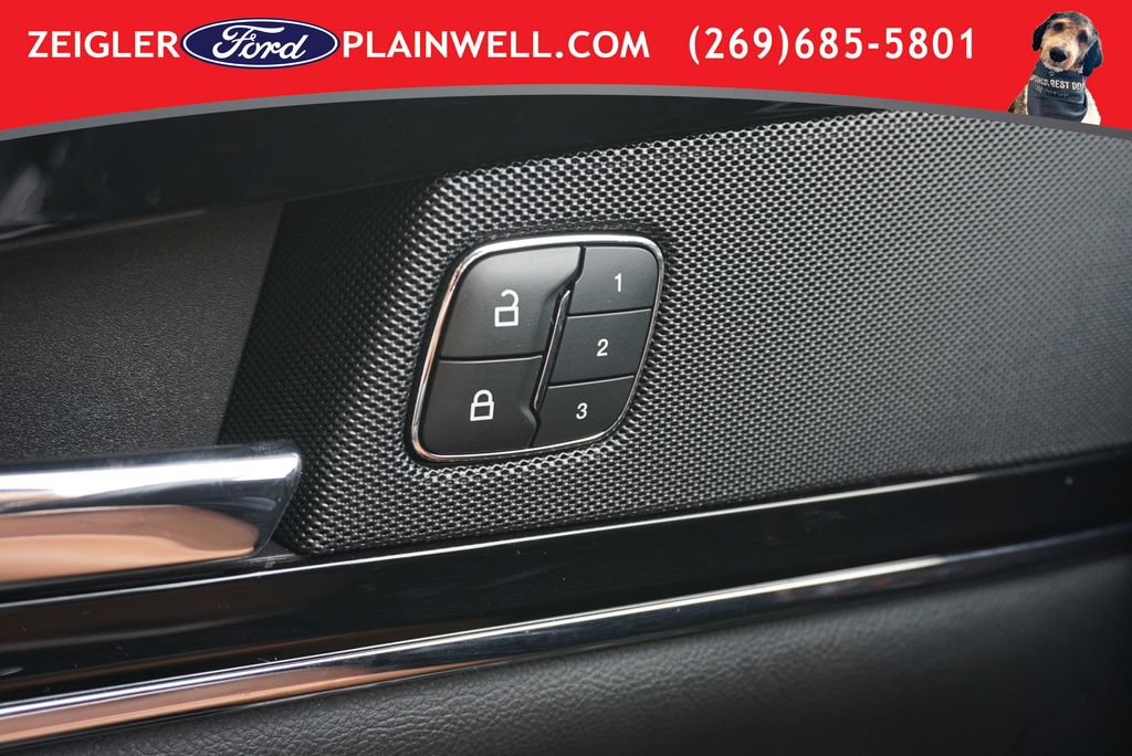 Used 2022 Lincoln Nautilus AWD w/ Premium Package image 32