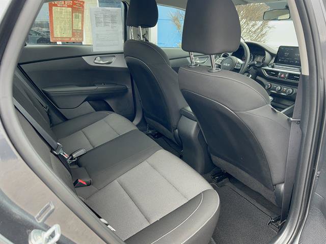 Used 2022 Kia Forte FE image 16