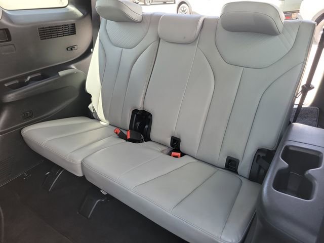 Used 2023 Hyundai Palisade SEL image 28