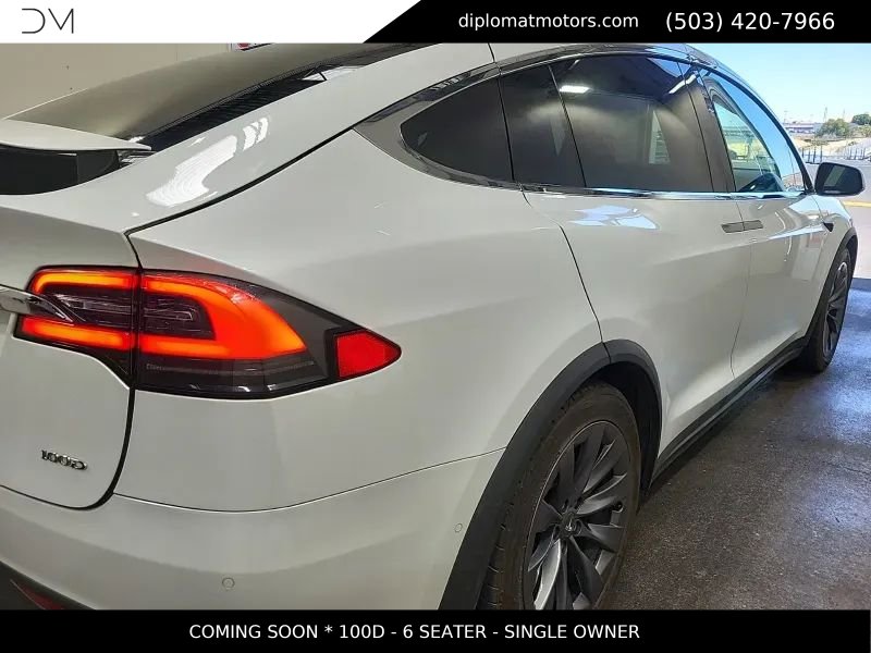 Used 2018 Tesla Model X 100D AWD/4WD image 4
