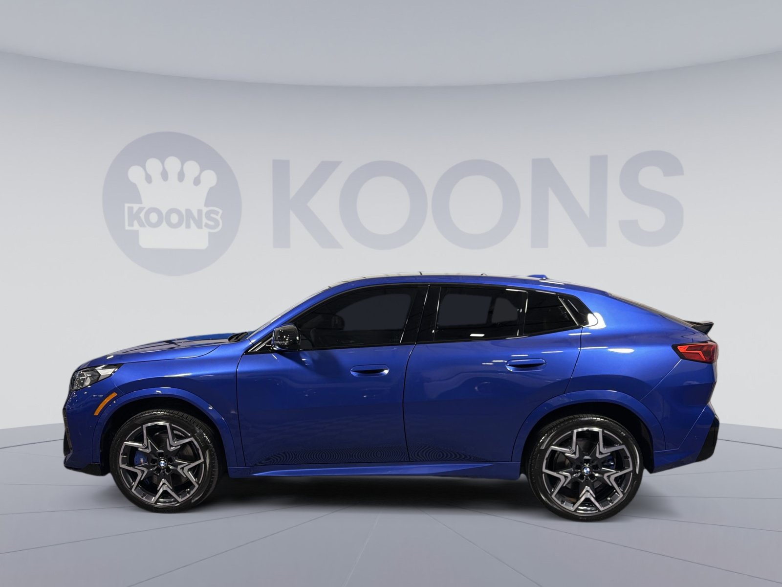 Used 2025 BMW X2 M35i w/ Premium Package AWD/4WD image 2