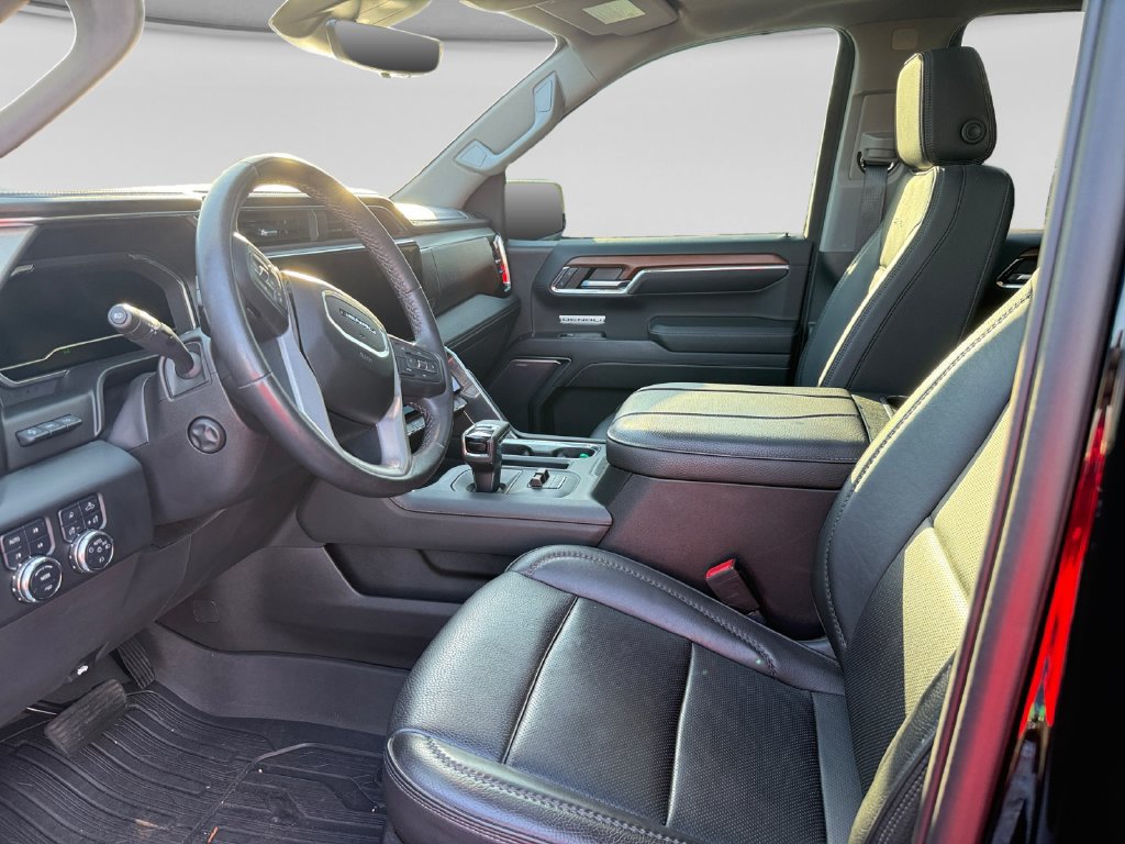 Used 2023 GMC Sierra 1500 Denali w/ Technology Package AWD/4WD image 21