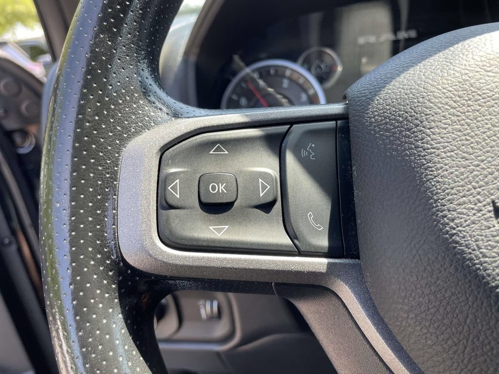 Used 2024 RAM 3500 Tradesman w/ Chrome Appearance Group AWD/4WD image 20