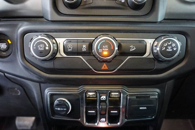 Used 2019 Jeep Wrangler Unlimited Sport S image 16