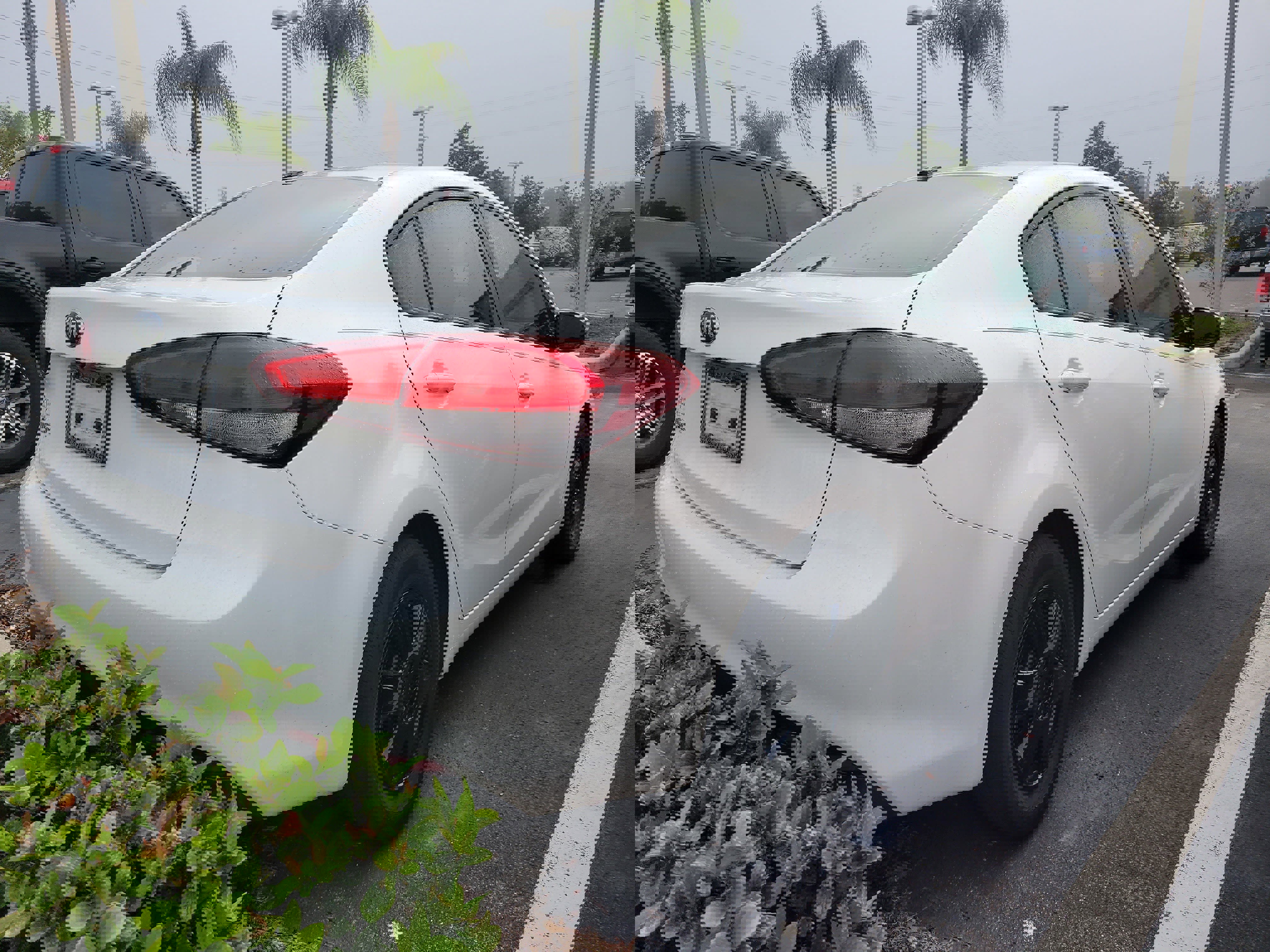 Used 2017 Kia Forte LX w/ LX Popular Package image 4