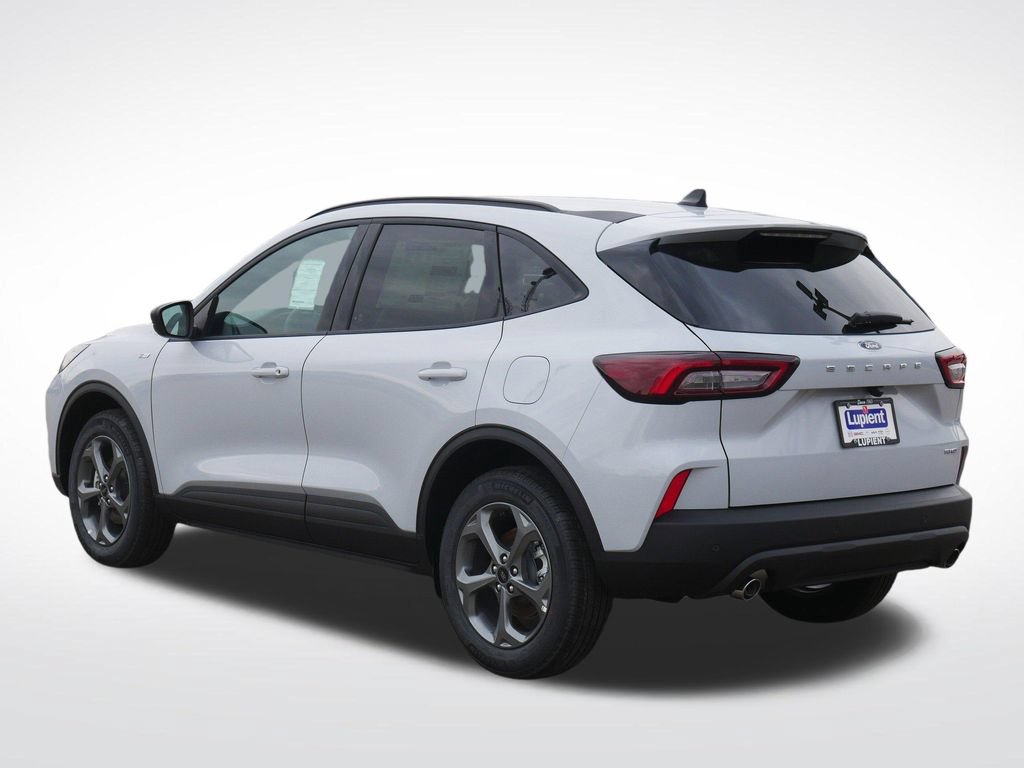 New 2026 Ford Escape ST-Line w/ Tech Pack #1 AWD/4WD image 4
