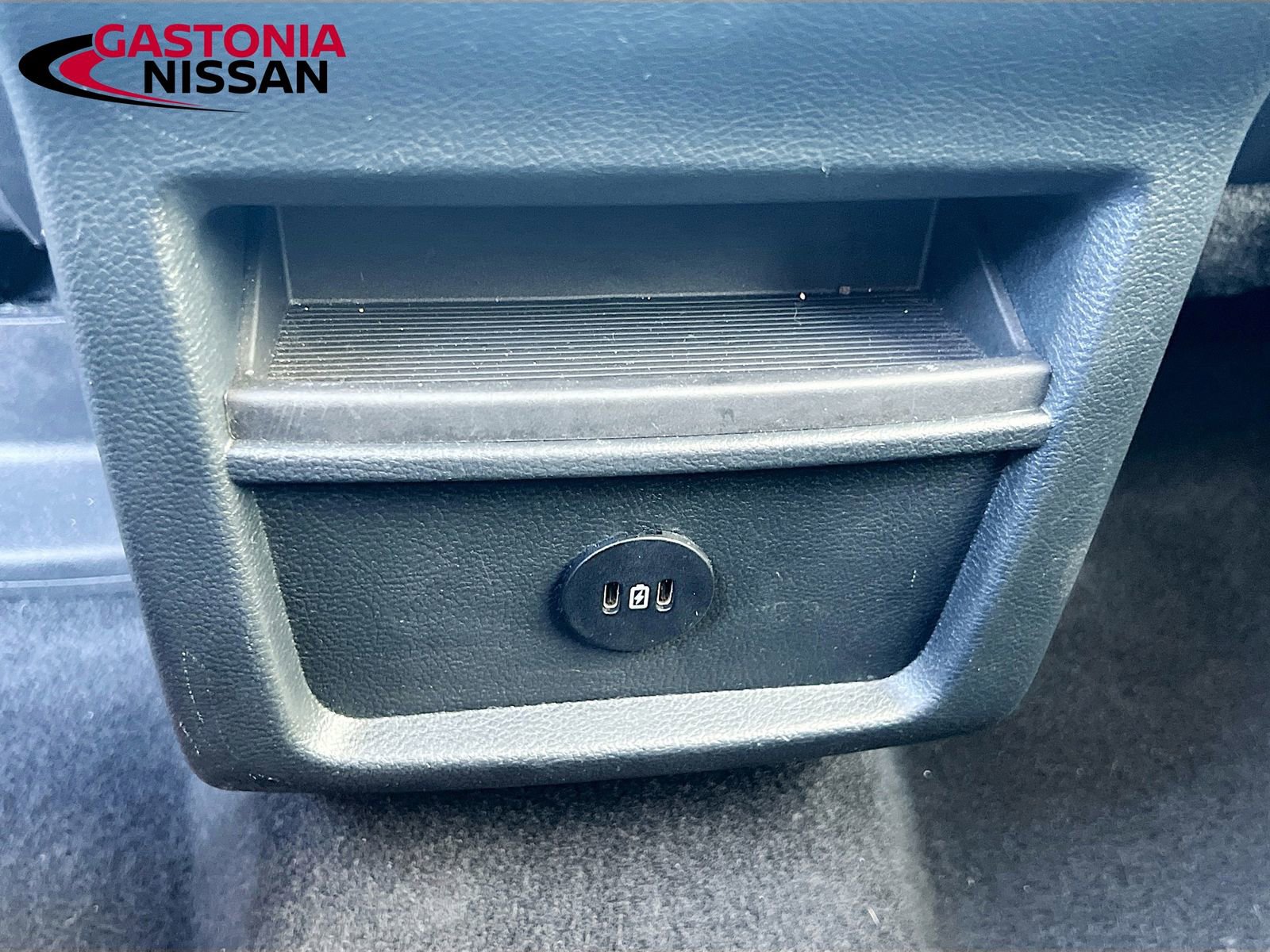 Used 2024 Ford Edge SEL image 31