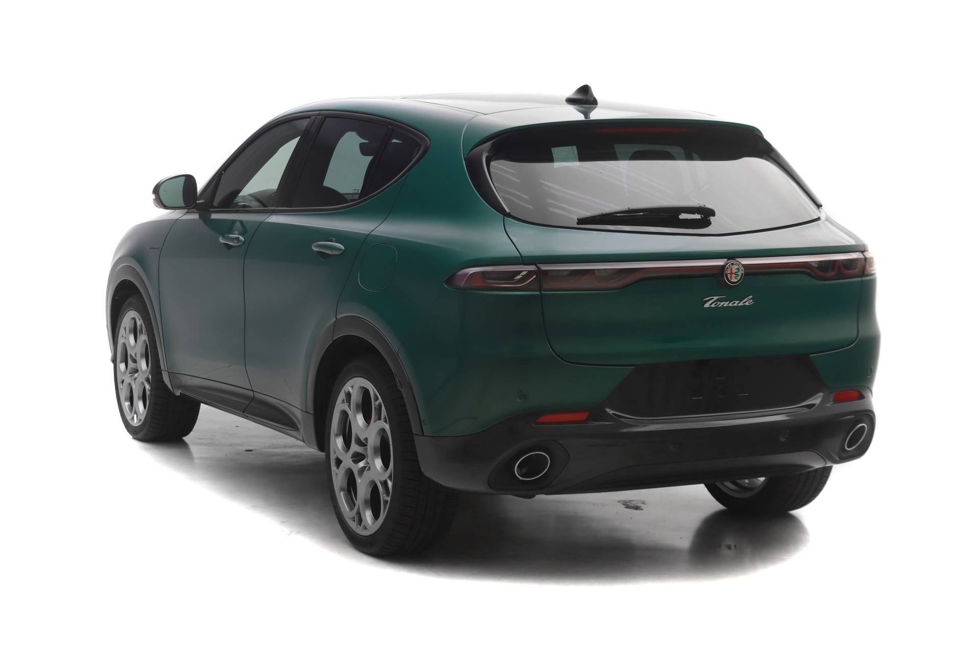 New 2024 Alfa Romeo Tonale Veloce image 5