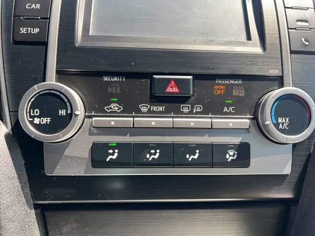 Used 2014 Toyota Camry SE w/ Moonroof Package FWD image 20