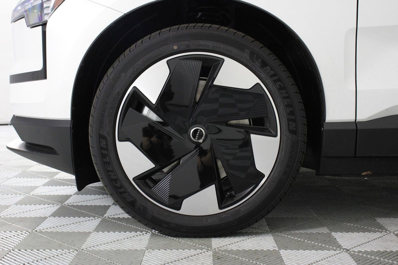 New 2026 Volvo EX30 Plus image 12