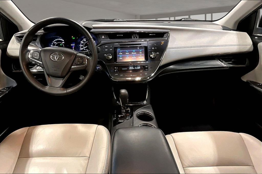 Used 2016 Toyota Avalon XLE Plus FWD image 7