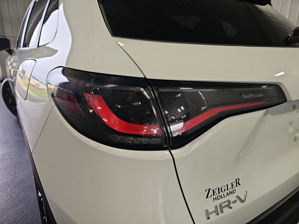 Used 2024 Honda HR-V Sport image 34