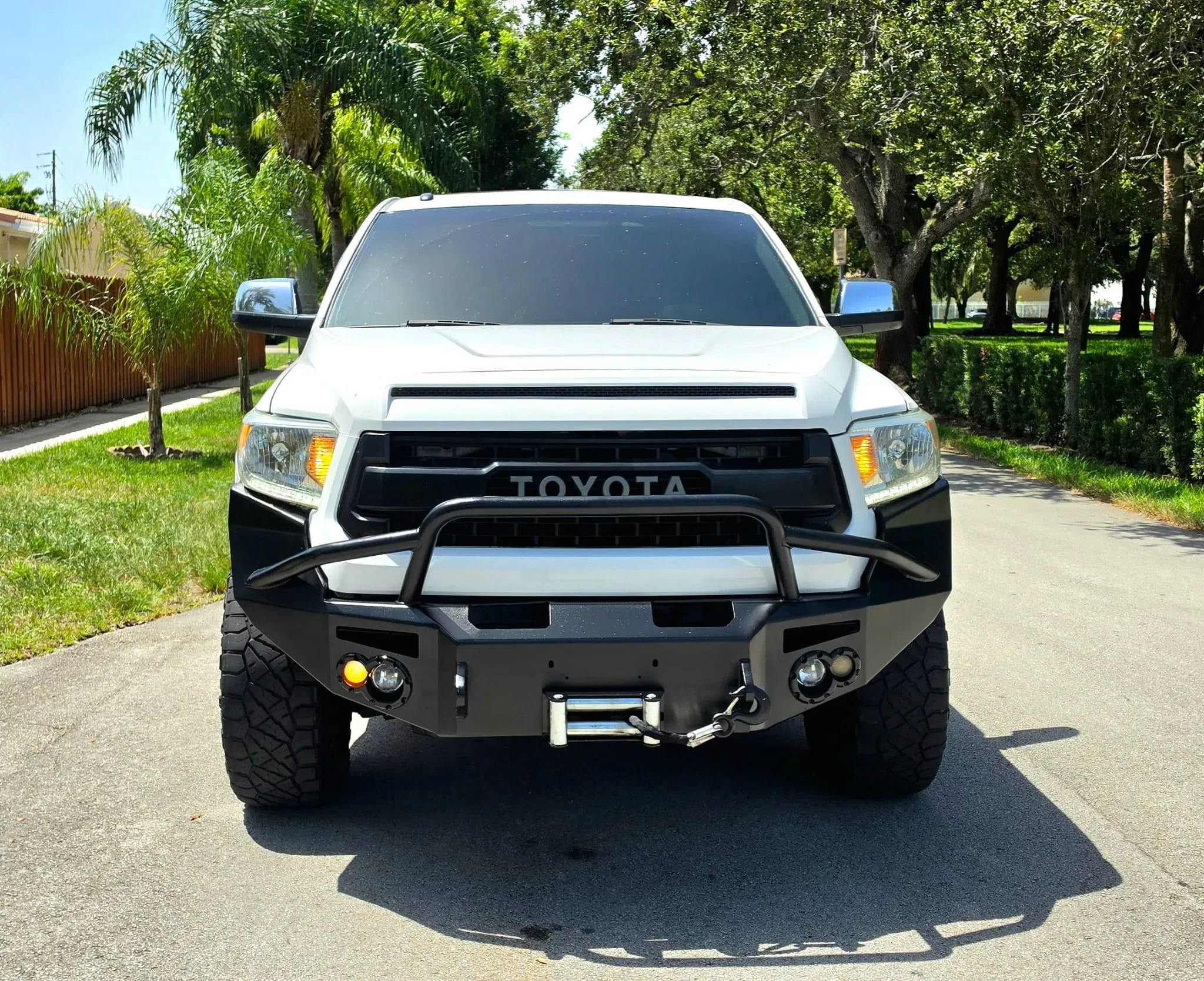 Used 2014 Toyota Tundra 1794 Edition AWD/4WD image 2