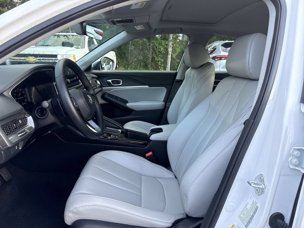 Used 2025 Acura Integra FWD image 13